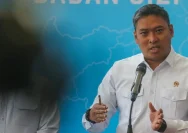 Kepala Badan Gizi Nasional Sudaryono memberikan keterangan mengenai evaluasi program Makan Bergizi Gratis.