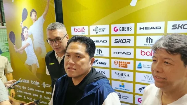 Menteri Pemuda dan Olahraga Erick Thohir memberikan keterangan pers terkait hasil Asian Games 2026.