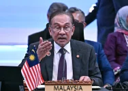 Perdana Menteri Malaysia Anwar Ibrahim memberikan dukungan untuk Timnas Malaysia di ajang FIFA ASEAN Cup 2026
