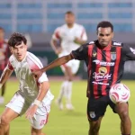 Pertandingan sepak bola Championship Liga 2 antara Persiku Kudus melawan PSGC Ciamis