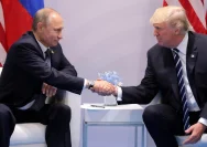 Presiden Amerika Serikat Donald Trump saat memberikan pernyataan resmi terkait kebijakan energi.